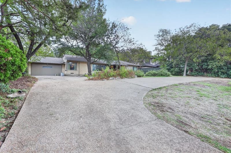 1058 N Buckner Boulevard, Dallas TX 75218 - Photo 2