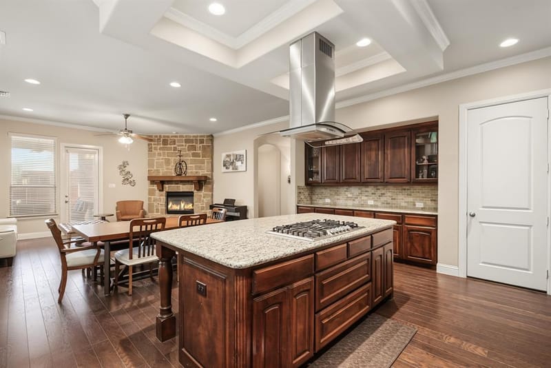 401 Middleton Drive, Roanoke TX 76262 - Photo 14