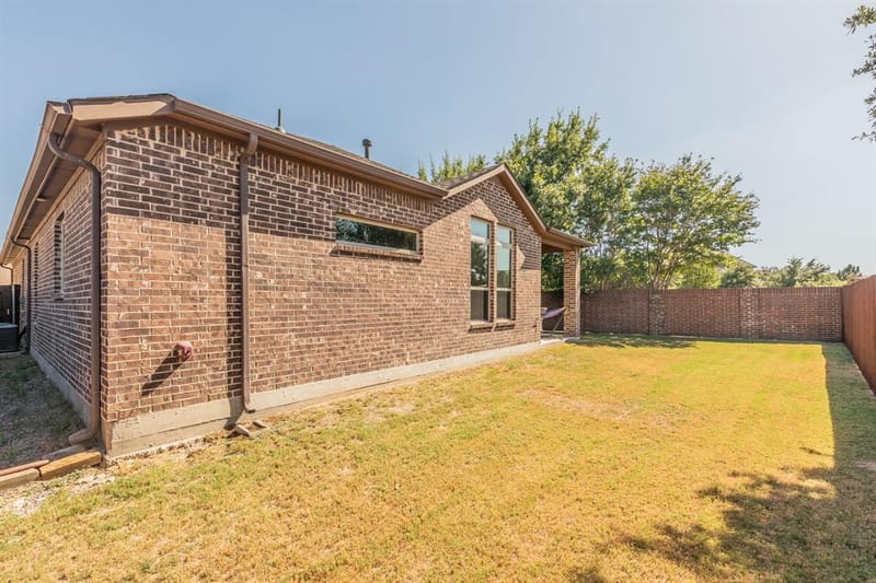 401 Middleton Drive, Roanoke TX 76262 - Photo 31