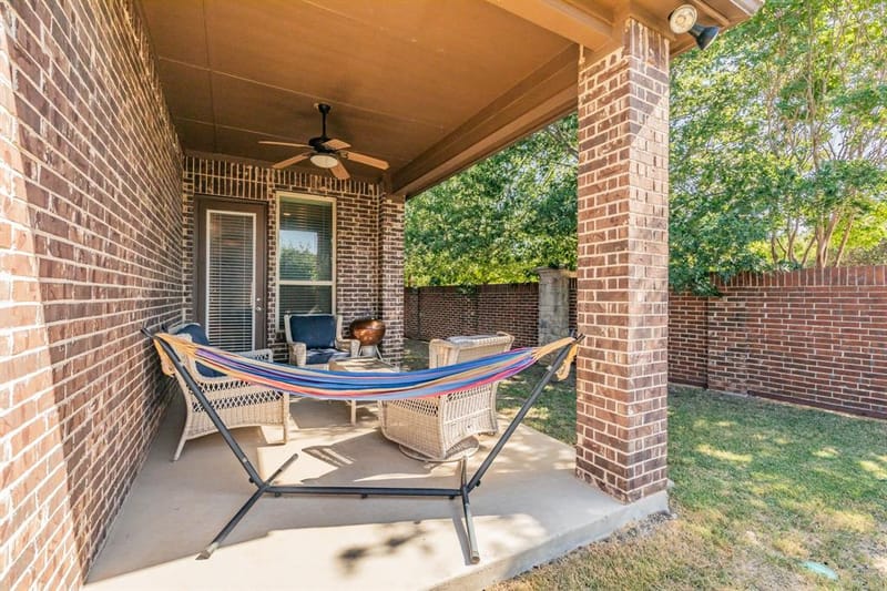 401 Middleton Drive, Roanoke TX 76262 - Photo 29