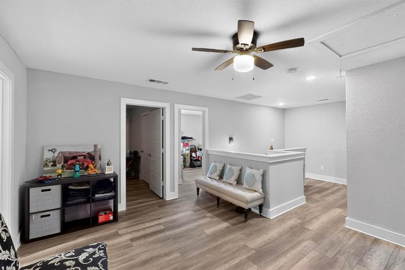 1901 Avenue E, Grand Prairie TX 75051 - Photo 14
