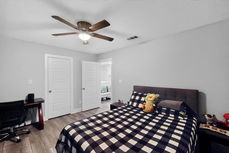1901 Avenue E, Grand Prairie TX 75051 - Photo 18