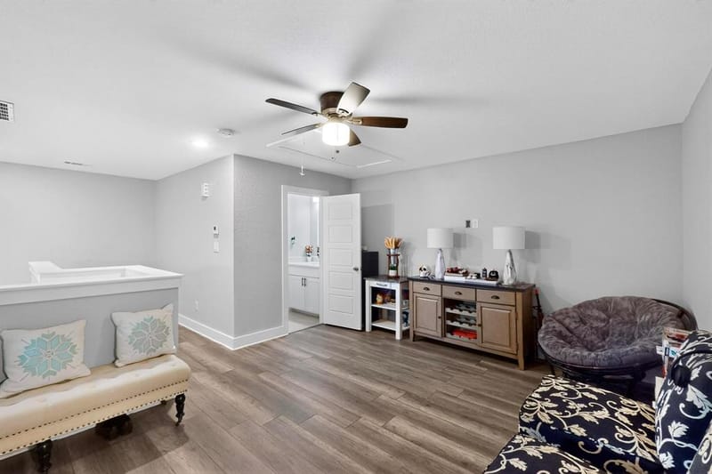1901 Avenue E, Grand Prairie TX 75051 - Photo 15