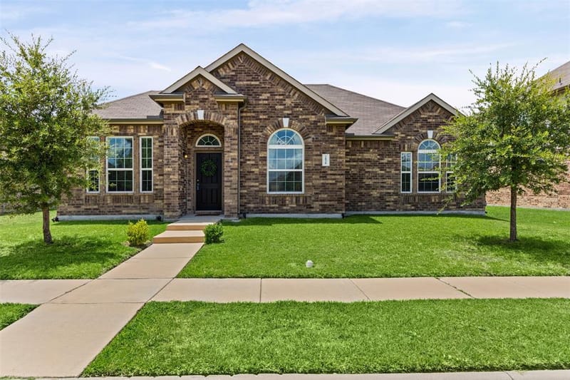 2038 Buttonwood Street, Lancaster TX 75146