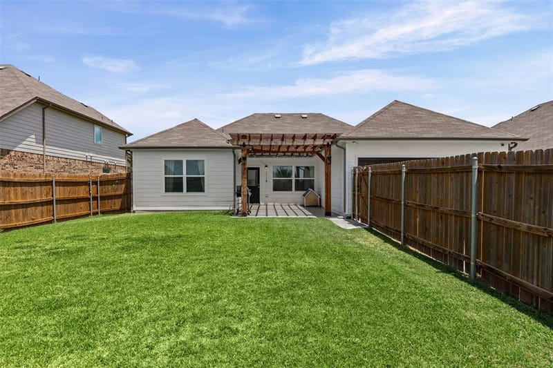 2038 Buttonwood Street, Lancaster TX 75146 - Photo 28