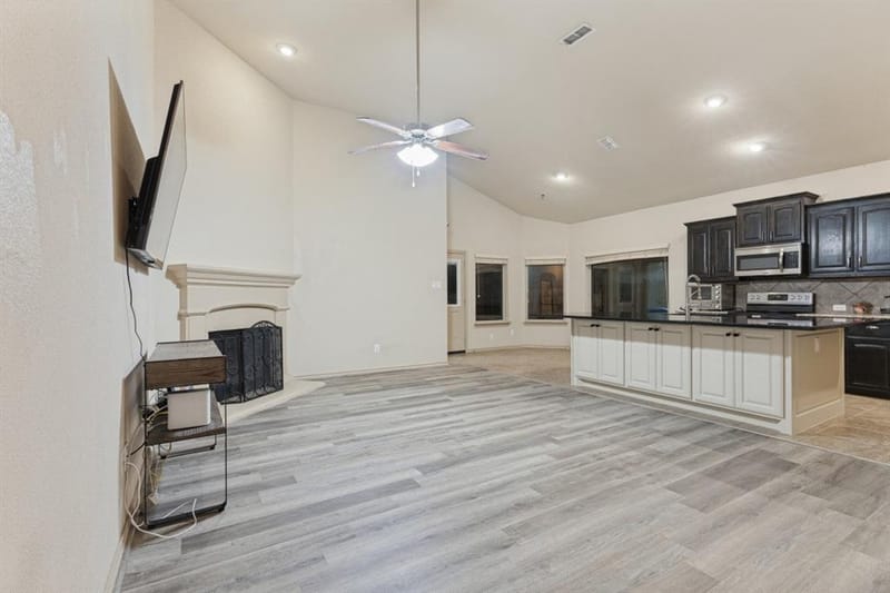 10808 Ersebrook Court, Fort Worth TX 76052 - Photo 6