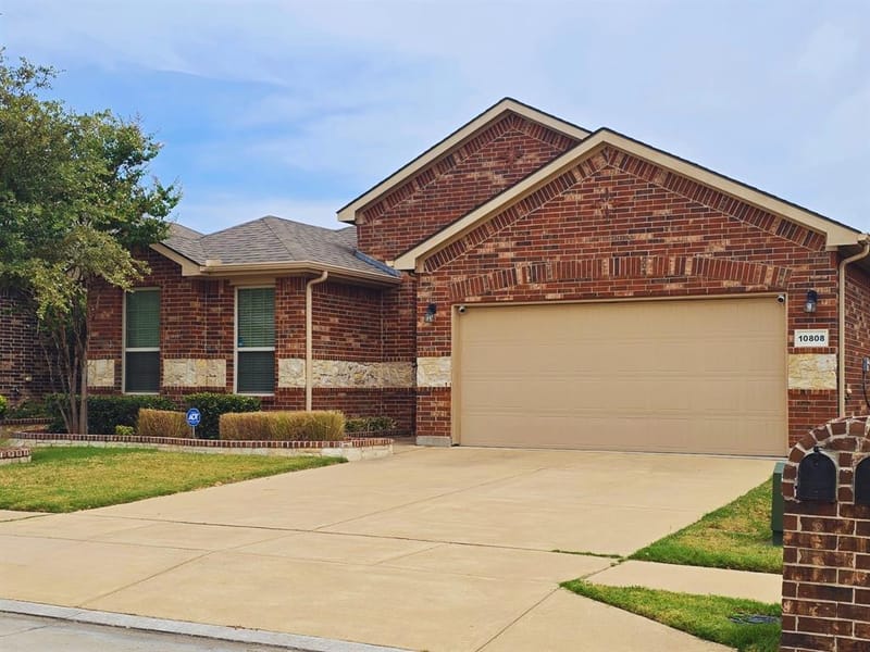 10808 Ersebrook Court, Fort Worth TX 76052 - Photo 3