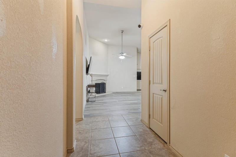 10808 Ersebrook Court, Fort Worth TX 76052 - Photo 5