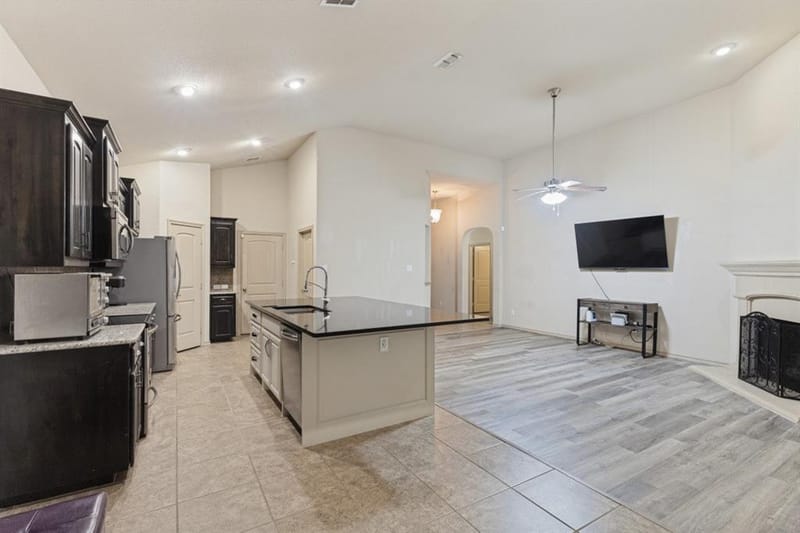 10808 Ersebrook Court, Fort Worth TX 76052 - Photo 9