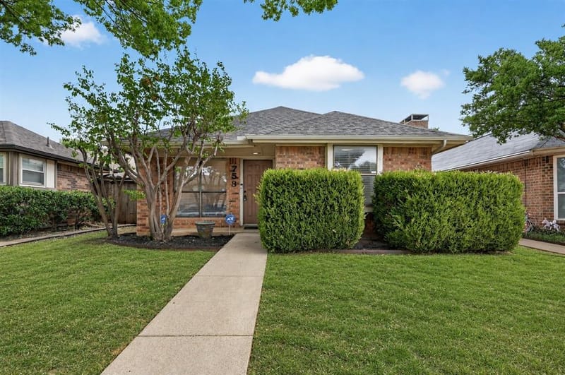 753 Red Oak Drive, Lewisville TX 75067