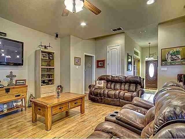 5725 County Road 707, Alvarado TX 76009 - Photo 8