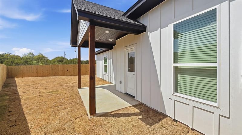 1206 Thicket Court, Granbury TX 76048 - Photo 8