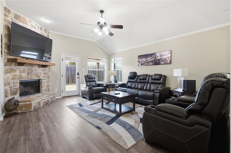 6204 Granite Creek Drive, Fort Worth TX 76179 - Photo 13