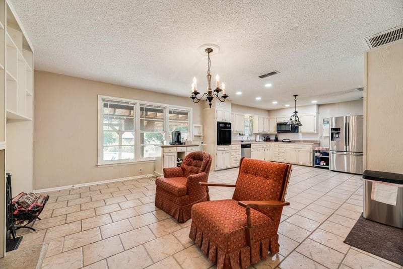 919 Surry Place Drive, Cleburne TX 76033 - Photo 9