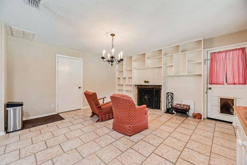 919 Surry Place Drive, Cleburne TX 76033 - Photo 8
