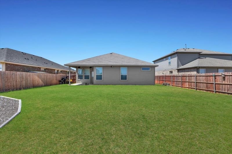 1402 Pleasanton Road, Cleburne TX 76033 - Photo 30