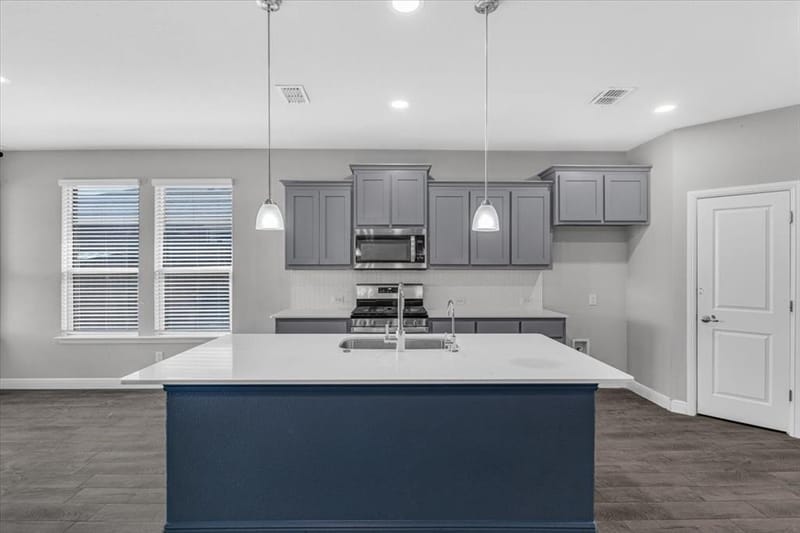 1402 Pleasanton Road, Cleburne TX 76033 - Photo 14