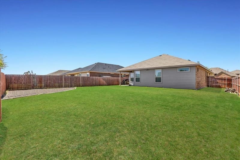 1402 Pleasanton Road, Cleburne TX 76033 - Photo 31