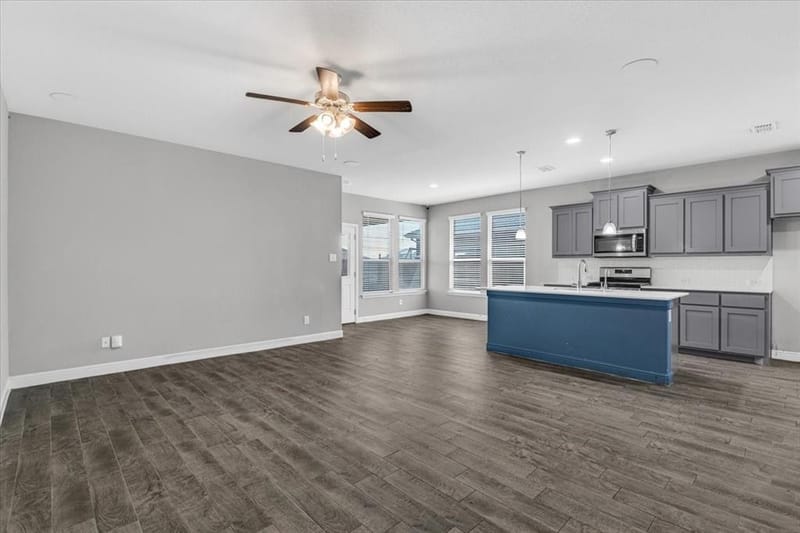 1402 Pleasanton Road, Cleburne TX 76033 - Photo 8