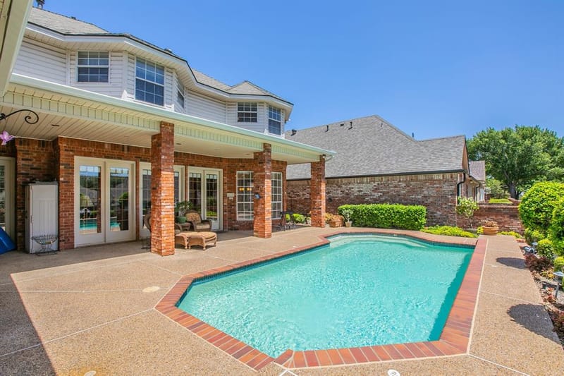 757 Village Green Drive, DeSoto TX 75115 - Photo 35
