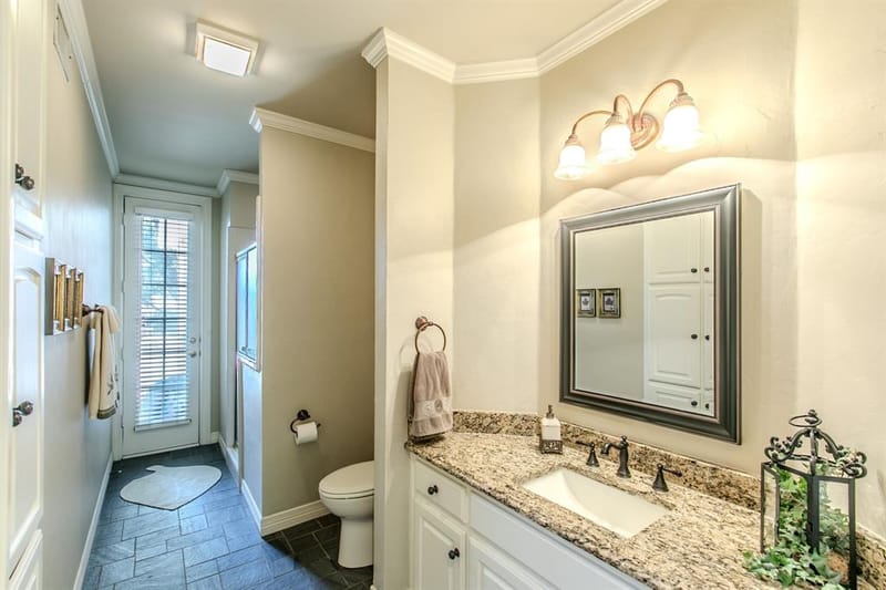 757 Village Green Drive, DeSoto TX 75115 - Photo 29