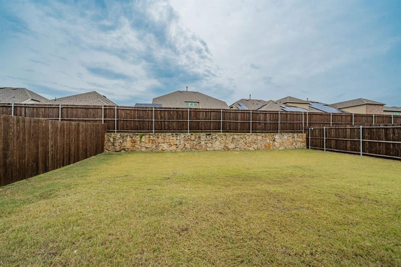 427 Holt Lane, Fate TX 75087 - Photo 36