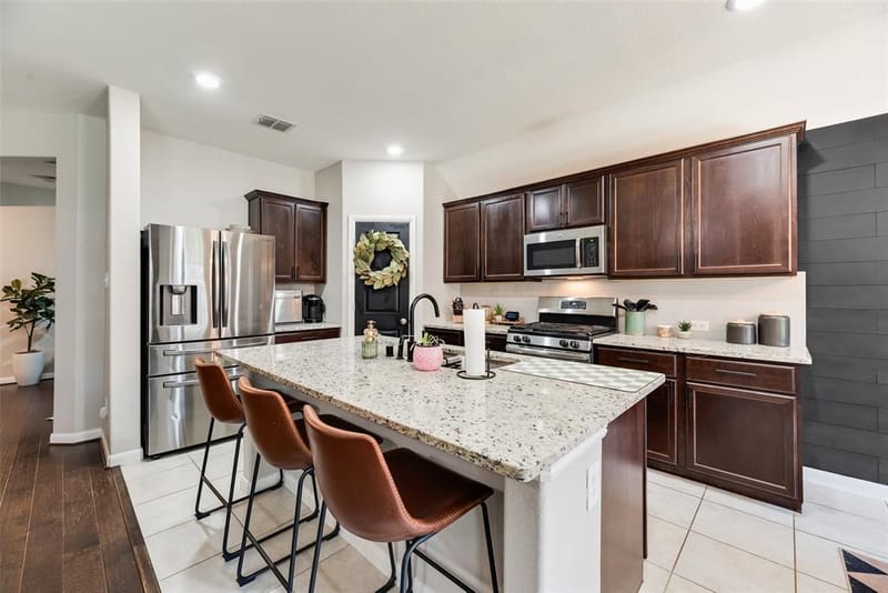 9237 Flying Eagle Lane, Fort Worth TX 76131 - Photo 6