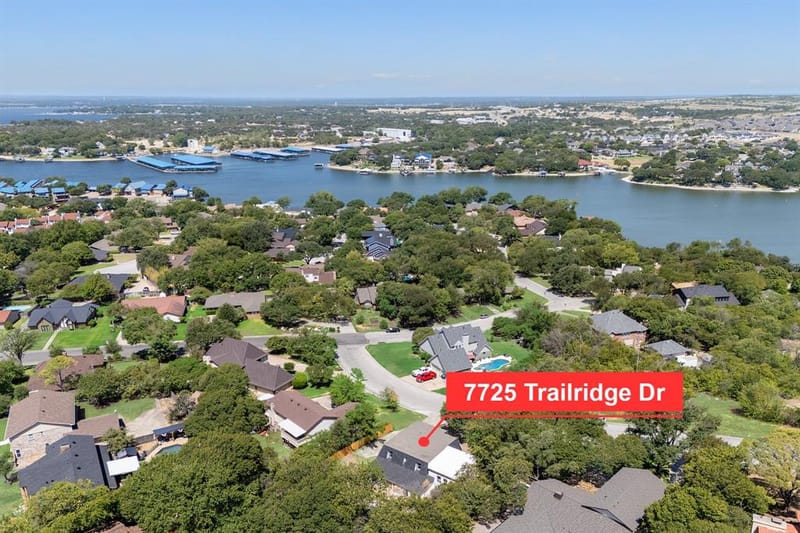 7725 Trailridge Drive, Fort Worth TX 76179 - Photo 2