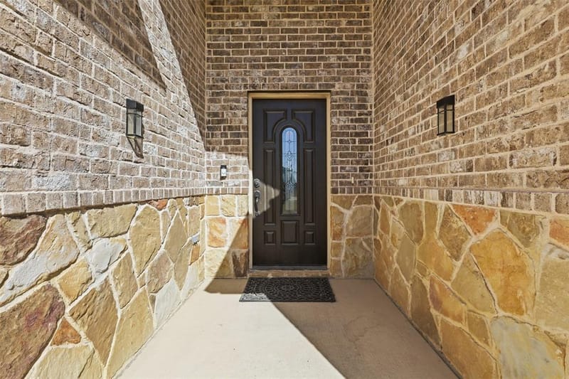 328 Ridge Drive N, Cleburne TX 76033 - Photo 5