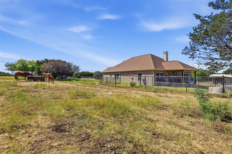 328 Ridge Drive N, Cleburne TX 76033 - Photo 30