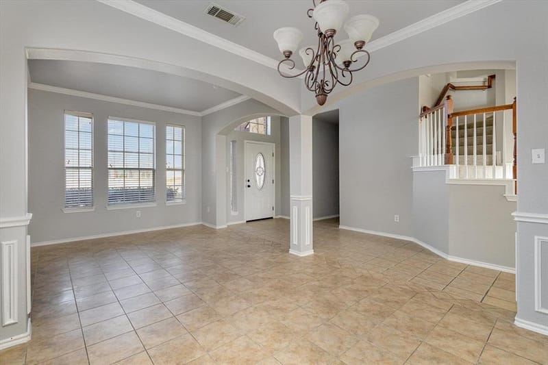 7920 Glenway Drive, Dallas TX 75249 - Photo 6
