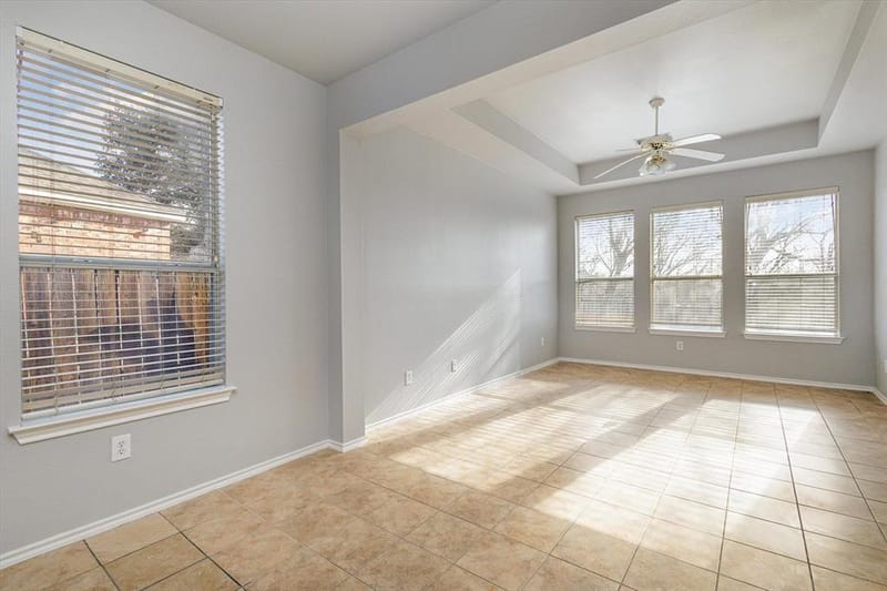 7920 Glenway Drive, Dallas TX 75249 - Photo 17