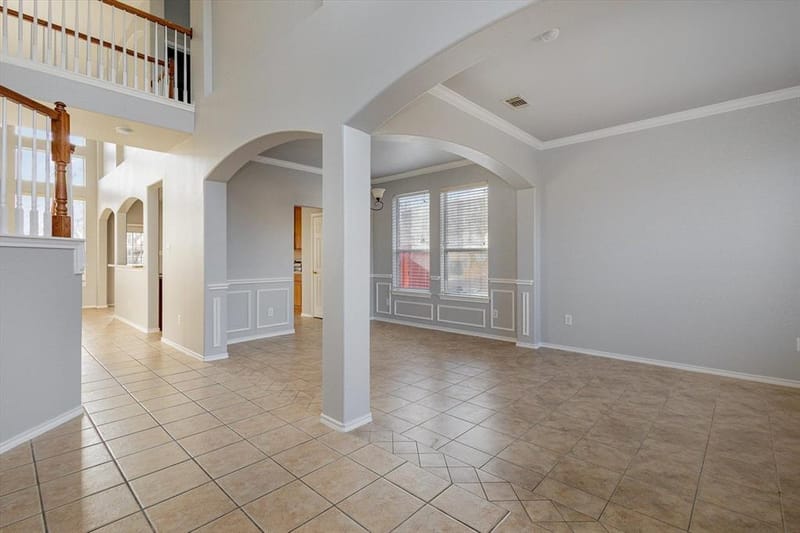 7920 Glenway Drive, Dallas TX 75249 - Photo 7
