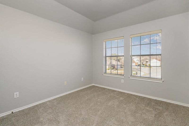 7920 Glenway Drive, Dallas TX 75249 - Photo 25