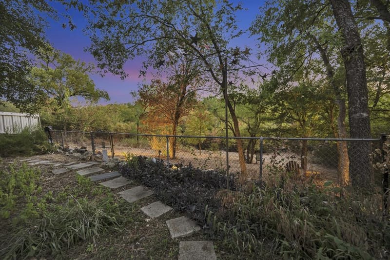 4000 Medford Road, Fort Worth TX 76103 - Photo 38