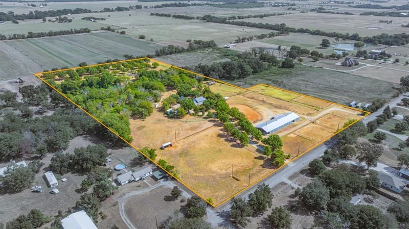 11217 Foutch Road, Pilot Point TX 76258 - Photo 32