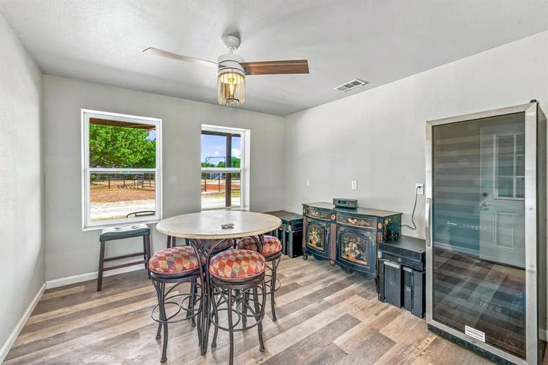 11217 Foutch Road, Pilot Point TX 76258 - Photo 10