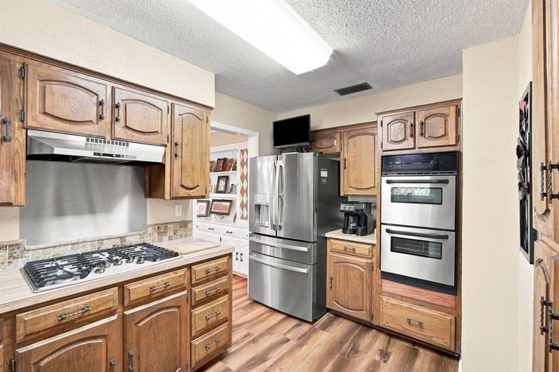 2310 Louise Lane, Ennis TX 75119 - Photo 13