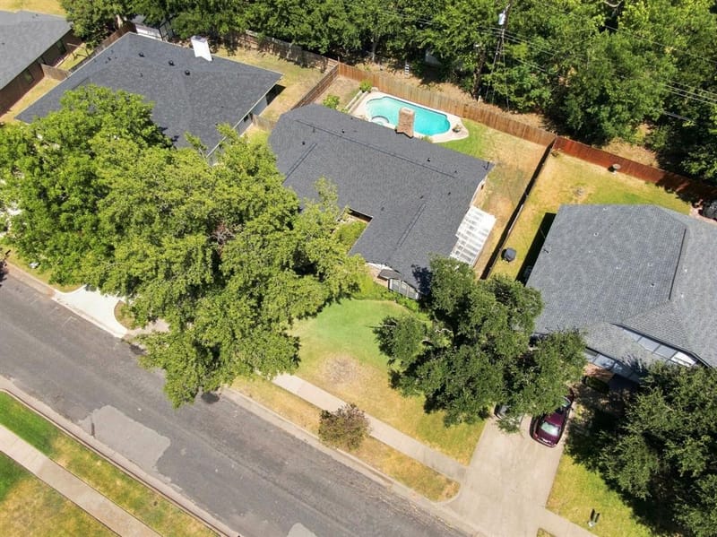 2310 Louise Lane, Ennis TX 75119 - Photo 30