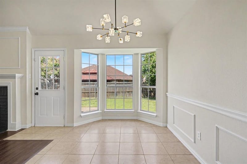 6017 Hilltop Drive, Watauga TX 76148 - Photo 10