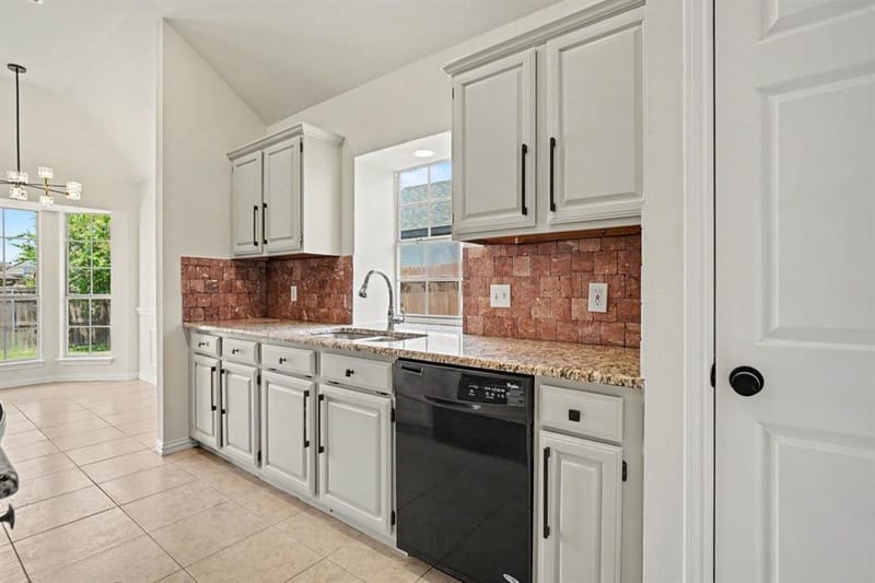 6017 Hilltop Drive, Watauga TX 76148 - Photo 15
