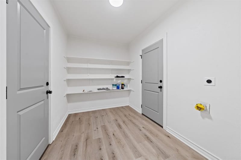 905 E Avenue C, Valley Mills TX 76689 - Photo 12