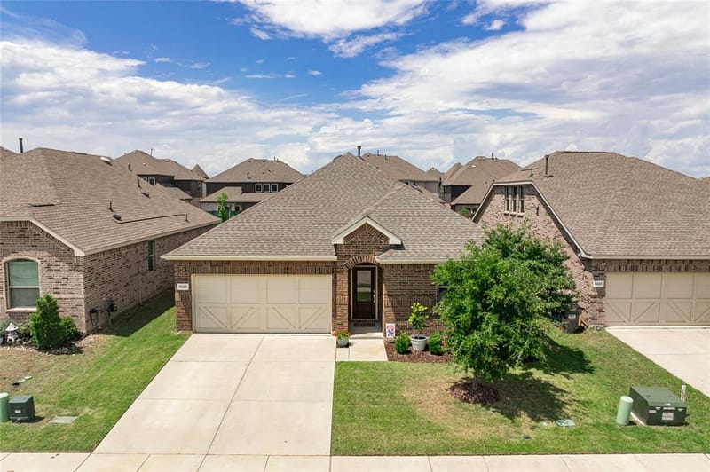 5829 Pensby Drive, Celina TX 76227 - Photo 2