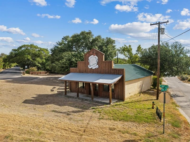 6401 Rock Creek Road, Waco TX 76708 - Photo 36
