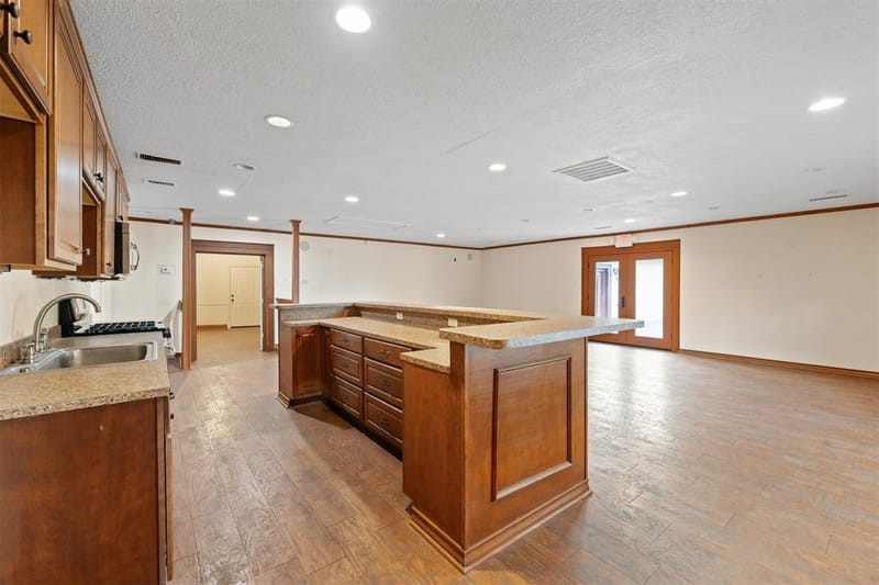6401 Rock Creek Road, Waco TX 76708 - Photo 24
