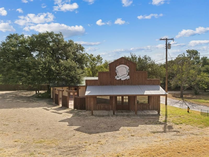 6401 Rock Creek Road, Waco TX 76708 - Photo 30