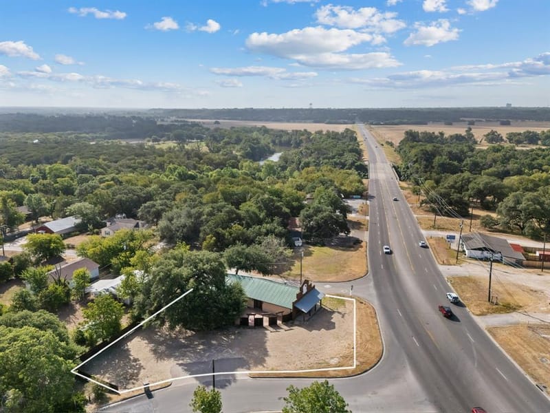 6401 Rock Creek Road, Waco TX 76708 - Photo 34