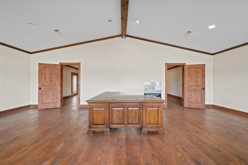 6401 Rock Creek Road, Waco TX 76708 - Photo 11