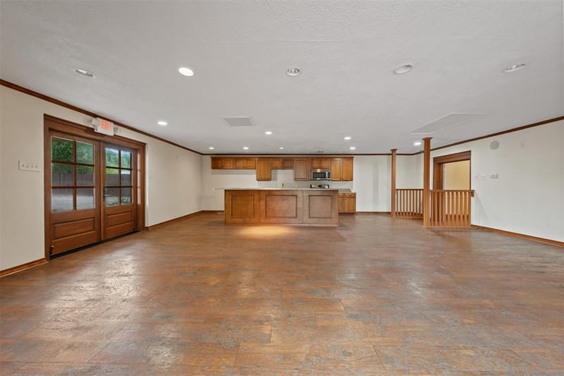 6401 Rock Creek Road, Waco TX 76708 - Photo 19