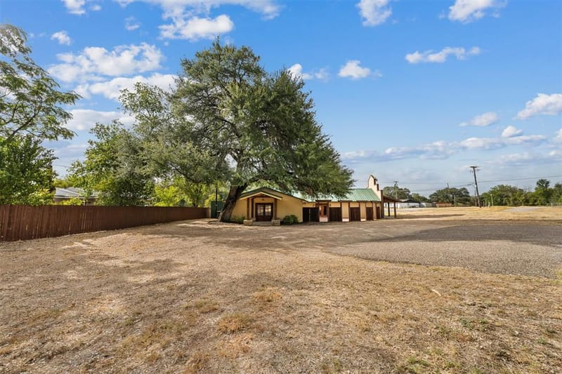 6401 Rock Creek Road, Waco TX 76708 - Photo 39